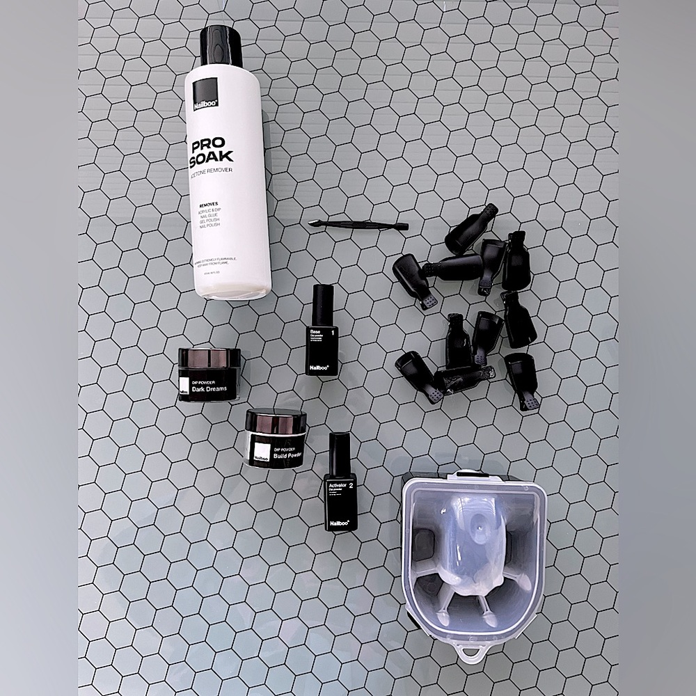 NAILBO KIT for black nail color! Used only once! Includes remover kit as well.